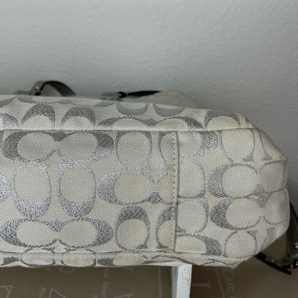 Coach Ashley Signature "C" Shoulder Satchel Purse Silver Metallic Vintage - Picture 13 of 16
